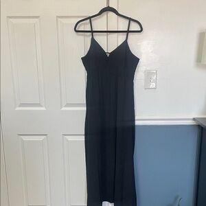 Elegant Black Maxi Dress with pockets